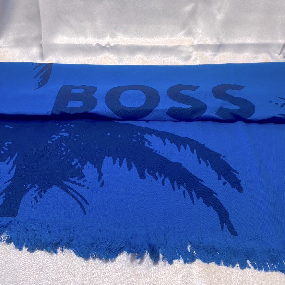 Hugo Boss Beach Towel, Blue Palm Tree Pattern, Luxury Cotton, Large Size - NEW